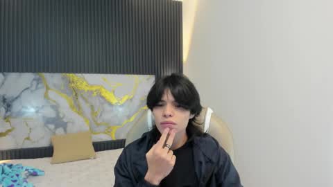 sylasfrost online show from 11-22-25, 07:46