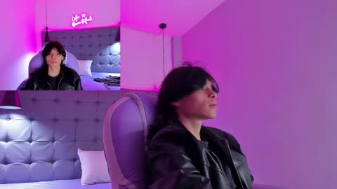 sylasfrost online show from 11-23-25, 07:46