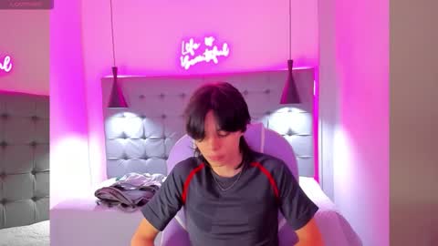 sylasfrost online show from 11-26-25, 10:27