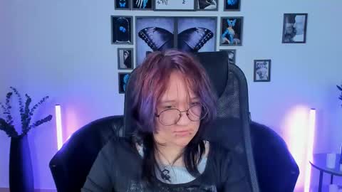 syllviareed online show from 01-11-26, 10:09