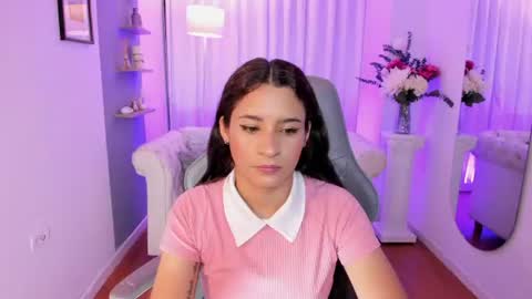 Snapshot of sylvana_cox chatting on 07-02-26, 03:56 sylvana online show from 07-02-26, 03:56
