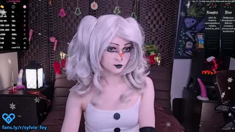 Sylvie online show from 12-22-24, 01:45