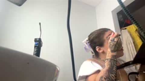 Snapshot of synnful272099 chatting on 12-02-25, 02:56 synnful272099 online show from 12-02-25, 02:56