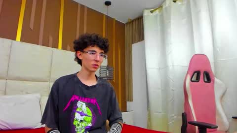 Snapshot of syriussz chatting on 02-27-26, 02:11 Syriussz online show from 02-27-26, 02:11