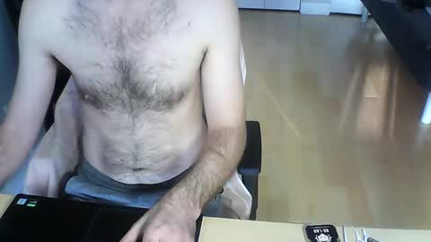 Snapshot of systemd8000 chatting on 01-05-25, 08:42 Systemd 8000 online show from 01-05-25, 08:42