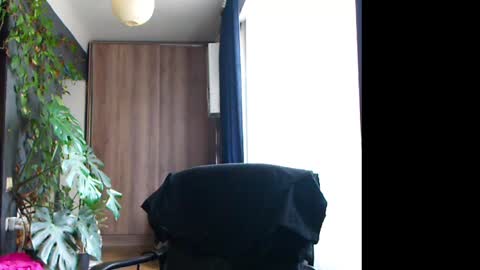 Huracane online show from 02-26-25, 01:41