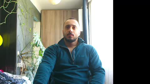 Huracane online show from 04-22-26, 07:55