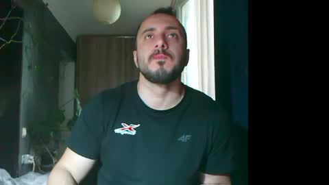 Huracane online show from 05-26-26, 04:14