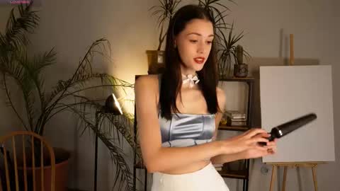 Snapshot of t_tragedienne chatting on 09-19-25, 01:12 Heeey im Helena3 -- fav555100333 -- pvts only premium and after my public show 3 online show from 09-19-25, 01:12