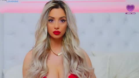 Snapshot of taahiraarabian chatting on 03-04-25, 07:22 Arianna online show from 03-04-25, 07:22