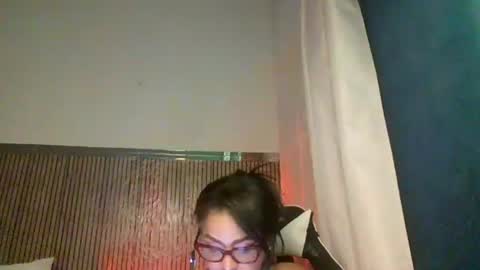 yameil online show from 06-30-26, 09:16