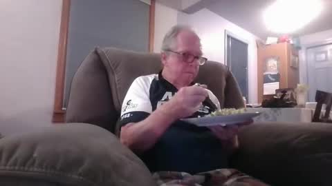 tacrunner66_ online show from 12-21-25, 03:24