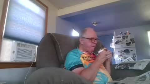 Snapshot of tacrunner66_ chatting on 06-21-26, 09:39 tacrunner66_ online show from 06-21-26, 09:39