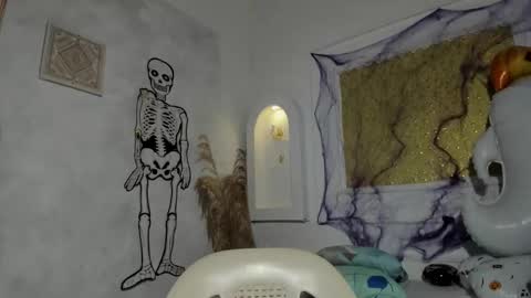 Tahira online show from 10-22-25, 08:08