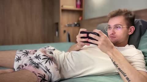 Alex online show from 02-20-26, 09:37