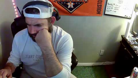 TaintNuzzler online show from 09-09-25, 02:16