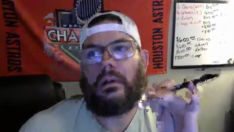 TaintNuzzler online show from 10-10-25, 10:36