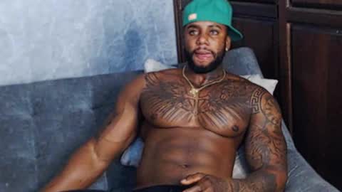 Tairon Tucke online show from 01-08-25, 06:52