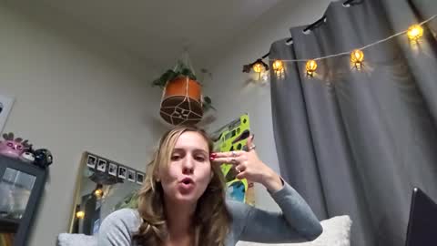 Snapshot of taishabubblebutt chatting on 12-12-24, 06:10 Taishabubblebutt online show from 12-12-24, 06:10