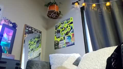 Snapshot of taishabubblebutt chatting on 12-13-24, 06:05 Taishabubblebutt online show from 12-13-24, 06:05