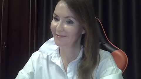 taisialucky77 online show from 10-09-25, 05:22