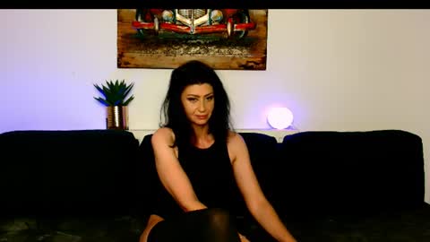 Snapshot of taissa1 chatting on 06-20-26, 07:16 Taissa1 online show from 06-20-26, 07:16