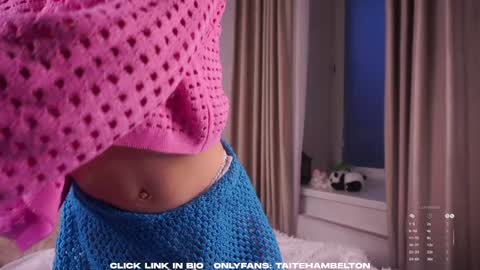 Mia online show from 11-20-25, 01:17