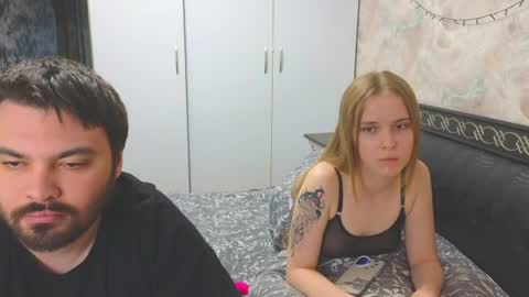 Snapshot of taiti_fox_cub chatting on 06-23-26, 04:27 taiti_fox_cub online show from 06-23-26, 04:27