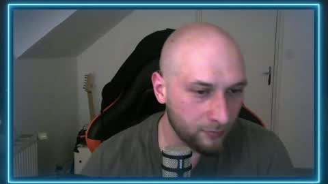 Beelzeboss59 online show from 04-17-26, 07:39