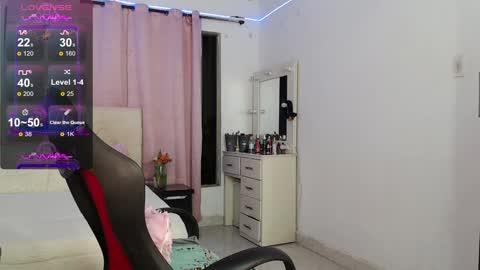 taliana  modelo independiente online show from 12-22-24, 03:55
