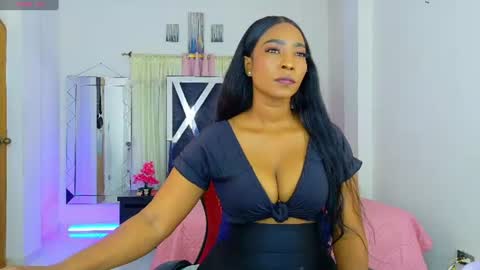 Snapshot of talianamoreno chatting on 07-16-26, 02:50 taliana modelo independiente online show from 07-16-26, 02:50