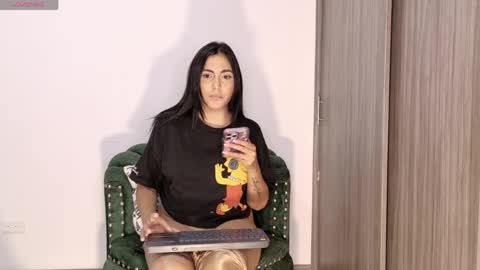 talianaprada_ online show from 03-31-26, 11:49