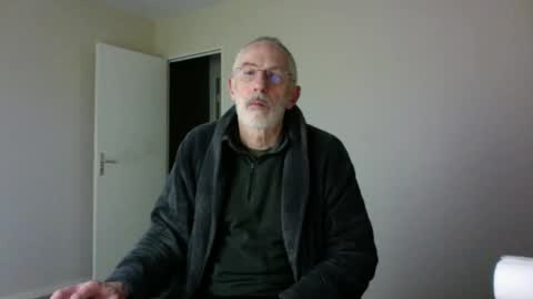 Snapshot of taliesin4321 chatting on 01-18-26, 07:50 Jack Pierrot online show from 01-18-26, 07:50