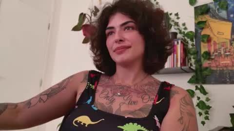 Tali Majid online show from 12-18-25, 12:38