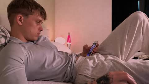 Colin online show from 10-18-25, 04:26