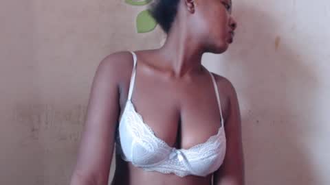 Snapshot of tall_choco chatting on 06-19-26, 10:52 tall_choco online show from 06-19-26, 10:52