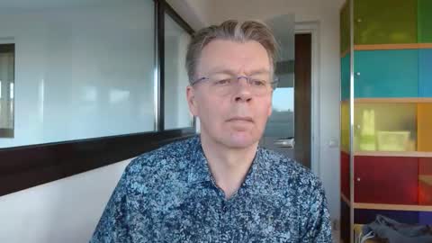 Tall daddy online show from 11-17-25, 02:01