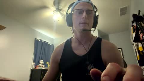 Snapshot of tallglassowater9cut459014 chatting on 06-06-26, 03:50 first stream was very fun grateful for every follow and super active chat online show from 06-06-26, 03:50