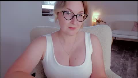 tallinnlove online show from 06-15-26, 11:12