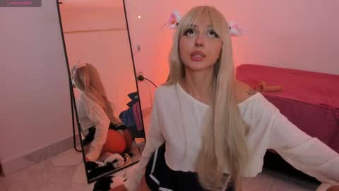 Snapshot of tamara_aluna_ chatting on 05-24-26, 12:04 Tamy online show from 05-24-26, 12:04