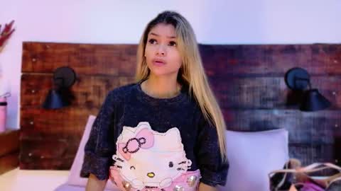 Snapshot of tamara_sanz1 chatting on 02-24-26, 10:02 online show from 02-24-26, 10:02