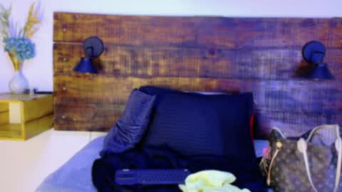    online show from 04-07-26, 10:05