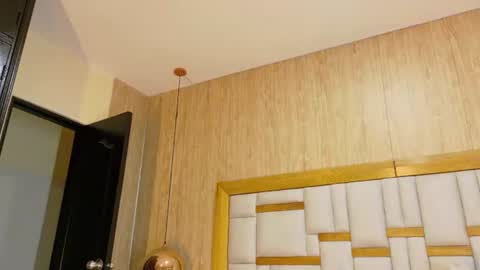 Snapshot of tamara_sanz1 chatting on 07-22-26, 11:02 online show from 07-22-26, 11:02