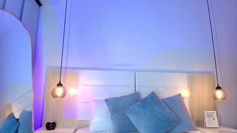 Tamara  online show from 12-21-25, 12:23