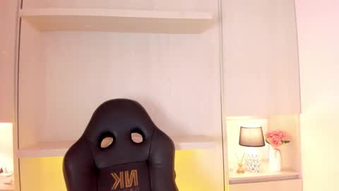 Tami online show from 11-01-25, 07:38