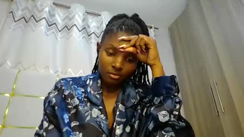 Snapshot of tamia538235 chatting on 01-25-25, 04:02 tamia online show from 01-25-25, 04:02