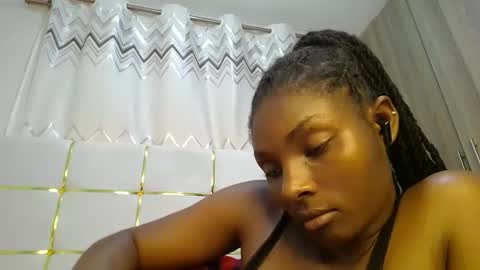 Snapshot of tamia538235 chatting on 01-26-25, 03:38 tamia online show from 01-26-25, 03:38