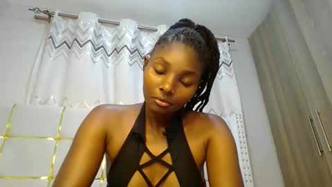 Snapshot of tamia538235 chatting on 01-31-25, 01:54 tamia online show from 01-31-25, 01:54