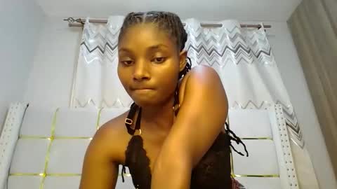 Snapshot of tamia538235 chatting on 02-13-25, 03:50 tamia online show from 02-13-25, 03:50