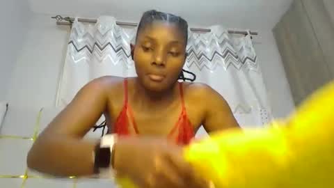 Snapshot of tamia538235 chatting on 02-15-25, 01:10 tamia online show from 02-15-25, 01:10